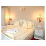 Aplica de perete VERONA WA2-1097/3ANTIK super eleganta cristal cu 3 brate Verona E14 3x40W Imitatie Lumanari si Cristale Maro ORION