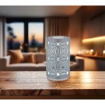 Lampă de masă plastic alb mat, metal gri ștanțe decorative, touch on/off, comutator în trepte, schimbător de culori RGB, excl. adaptor, incl. USB-C/USB-C, se aprinde și în timpul încărcării, ø 80mm, H:140mm, incl. LED 1W 230V, sursă 40lm, ieșire 15lm