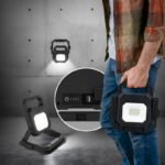 Proiector de exterior din plastic negru mat, sticlă transparentă, plastic alb, ieșire USB, mobilă, baterie inclusă CR18650 2200mAh 5V, IP54, 3 niveluri de luminozitate (100% - 50% - 25%) și semnal SOS, LxLxA: 183x182x30mm, LED 6W 5V, 800lm, 4000K