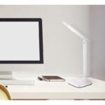 Lampa de birou plastic alb, cu adaptor, pivotantă, cu atingere on / off, dimmabil, LxWxH: 550x155x565, inclusiv 1xLED 7W 230V, 250lm, CCT 4000-5 000-6000.