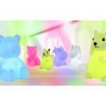 Veioză plastic alb display de 20 de diferite figurine, comutator, schimba culoarea, inclusiv 3xLR44, LxWxH :. 80x100x110, inclusiv 1xRGB LED 0,06W 3V. - imagine 2