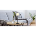 Lampă de masă metal negru mat, plastic fumuriu, touch on/off, dimmable, funcție memorie, excl. adaptor, USB-A 2.0/USB-C, IP44, ø: 130mm, H: 340mm, 2 înălțimi posibile: 34 cm sau 21 cm, incl. LED 1.8W 230V, sursă 220 lm, ieșire 150 lm, 3000K