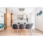 Plafonieră metal wood look, metal negru mat, aluminiu negru mat, acrilic opal, cristale acrilice transparente, LxLxH: 378x378x50mm, incl. LED 24W 230V, sursă 3000lm, 800lm, 3000K