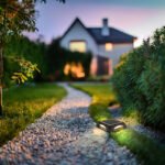 Lumină solară aluminiu turnat sub presiune negru mat, plastic negru/opal, comutator cu buton, comutator în trepte, IP65, poate fi utilizată cu vârf de sol sau ca lumină de perete, LxLxH: 140x140x36mm, incl. LED 1.2W 3.7V, 3000K - imagine 3