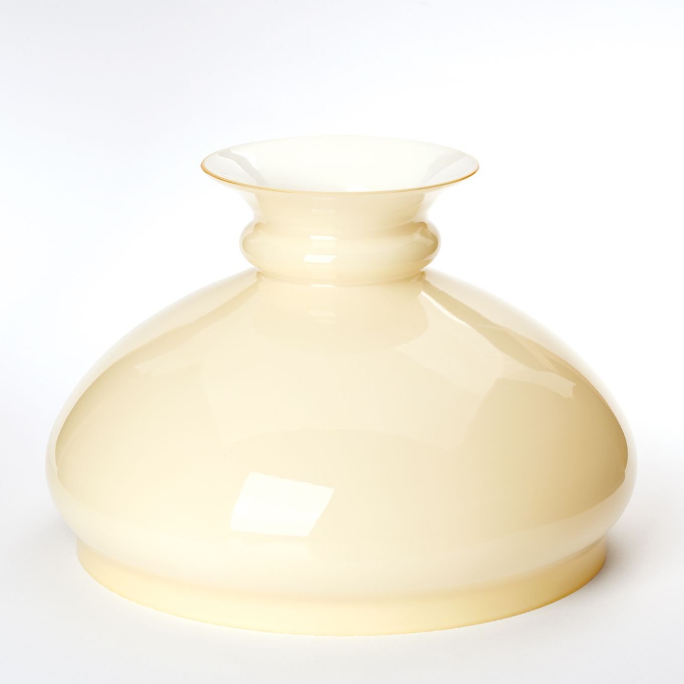 30405c12-0dce-417e-928f-0bd405ad90c9 Abajur Lampa Opalina Sticla Groasa tip Vaza, Crem 645/260/235, Ø 260 mm, Inaltime 170mm, Diametru 260mm, Gaura sus 115mm, Gaura jos 235mm ORION - imagine 1