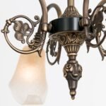 Candelabru din alama masiva patinata Tosca LU 1617/4 ALTPATINA E14 4x40W Brate Alama si Abajur Sticla Imitatie Bulb Crin Inaltime 30cm, Suspensie 60cm, Diametru 70cm ORION - imagine 5