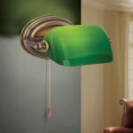 Lampa de perete HARVARD, Baza soclu alama solida, Nuanta alama antica, Abajur de sticlă verde pivotant, Comutator cu snur de tragere, E14, 40W, Inaltime 32cm ORION